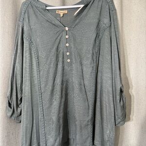 Democracy Women's Green Tunic Top